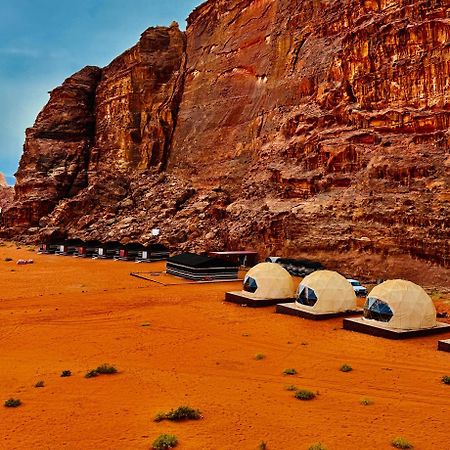 Wadi Rum Bubble Camp & Tour Exterior foto