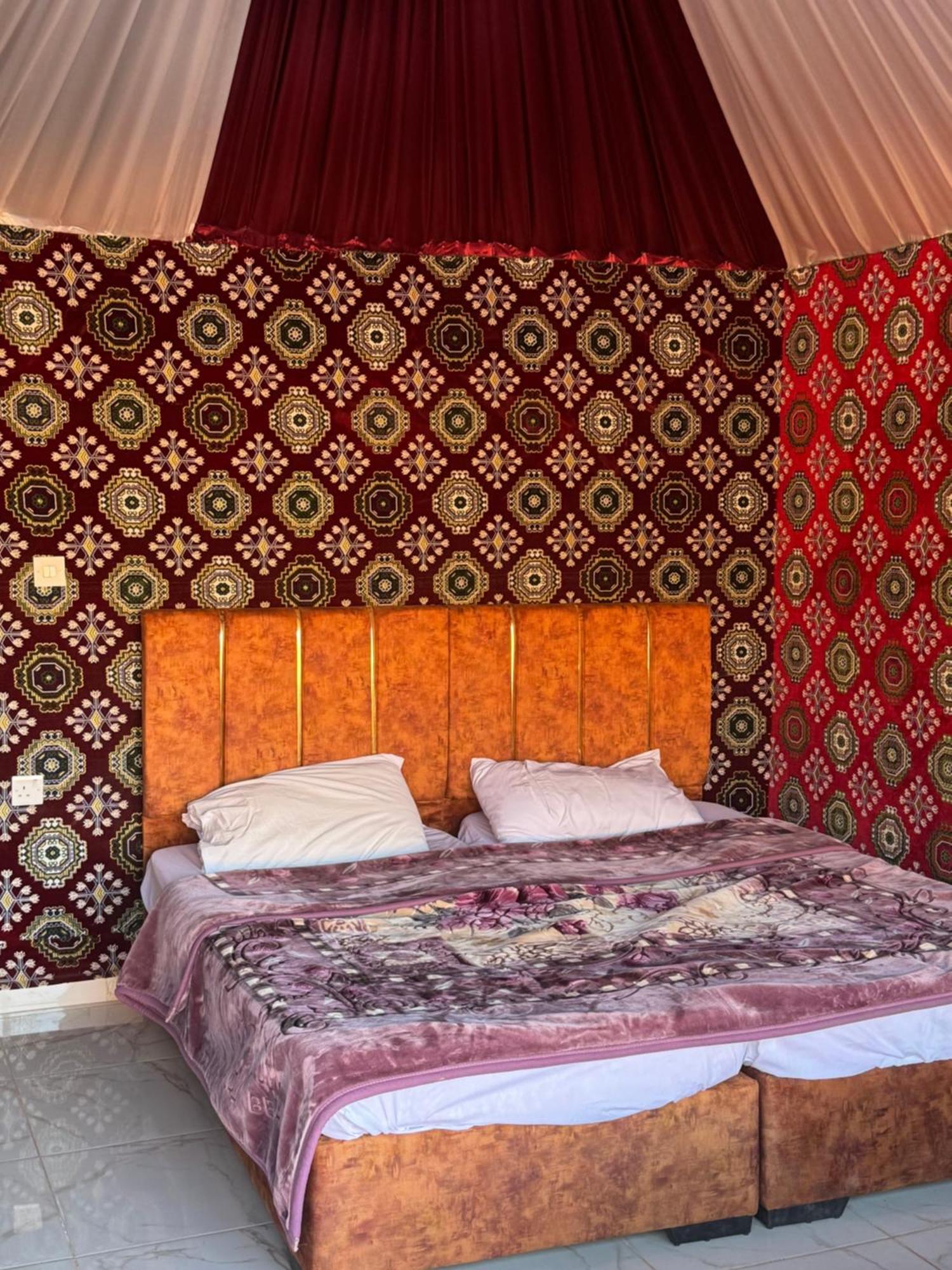 Wadi Rum Bubble Camp & Tour Exterior foto