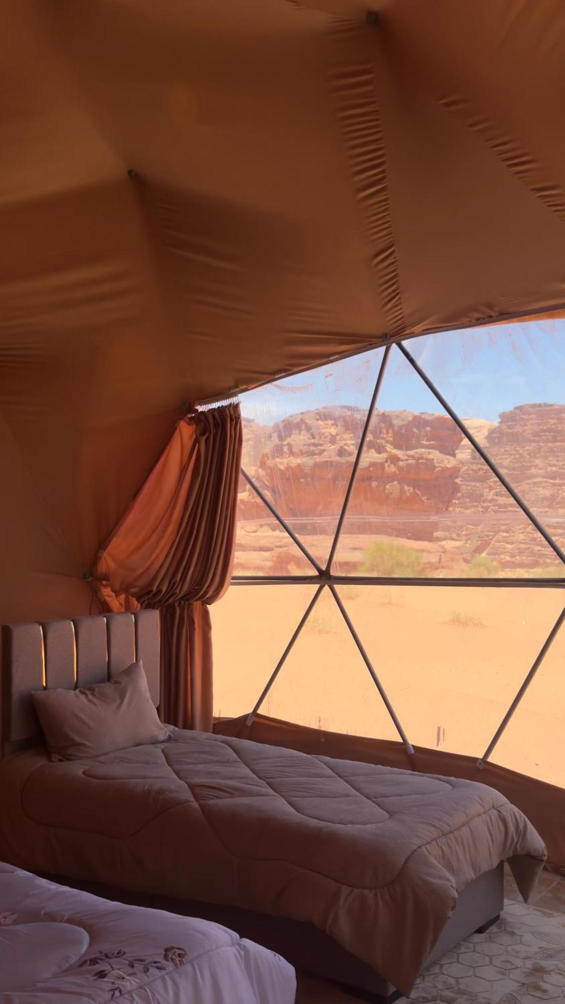 Wadi Rum Bubble Camp & Tour Exterior foto