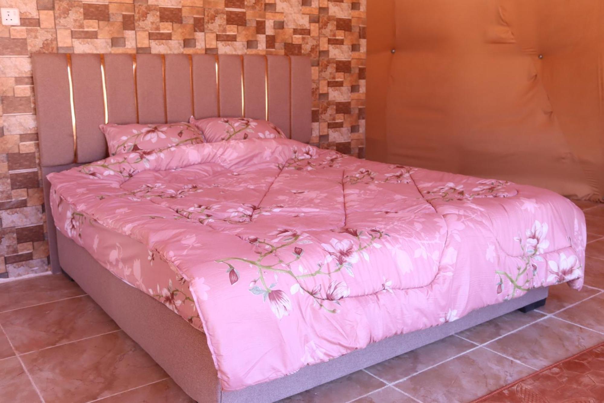 Wadi Rum Bubble Camp & Tour Exterior foto