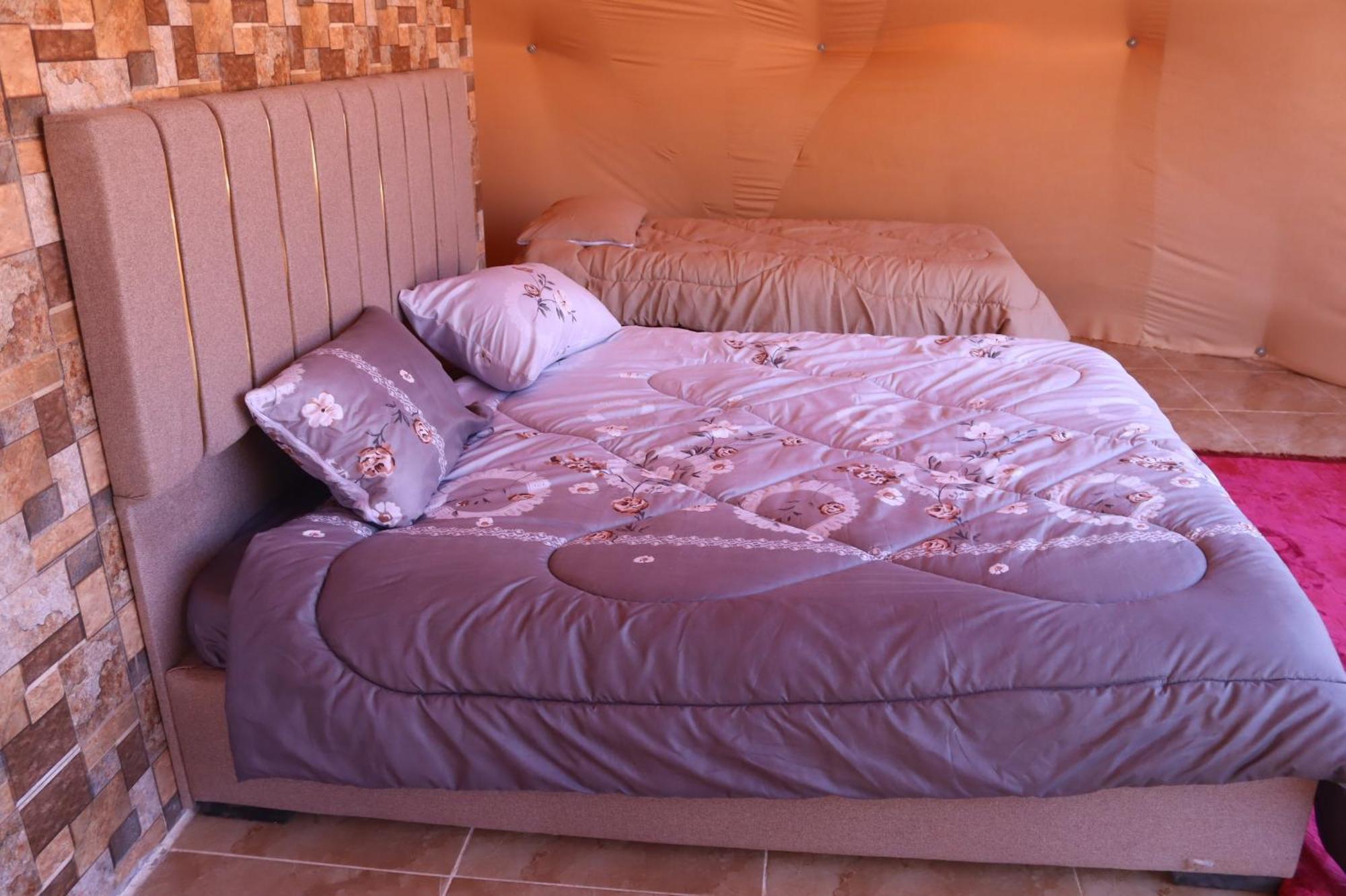 Wadi Rum Bubble Camp & Tour Exterior foto